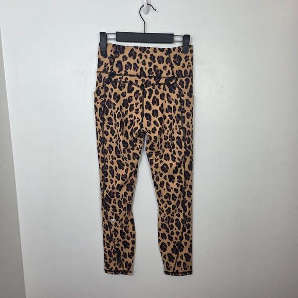 Fabletics Leopard Print Oasis Pureluxe High-Waisted 7/8 Fitness Leggings Size S - Picture 3 of 8